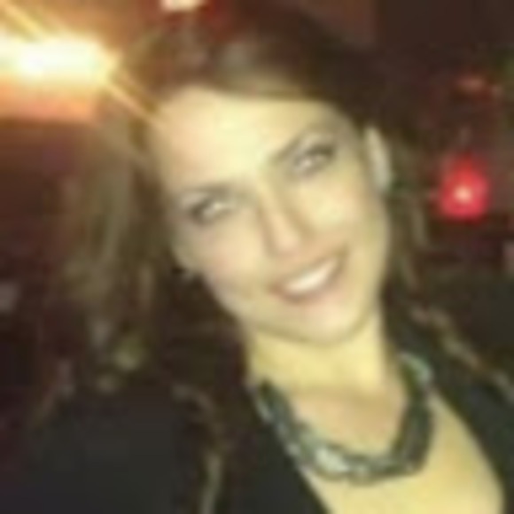 Meet your Posher, Angela - Picture 1 of 1